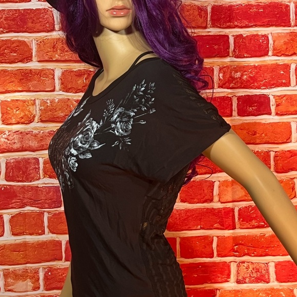 Affliction Women’s T-Shirt - Picture 9 of 12